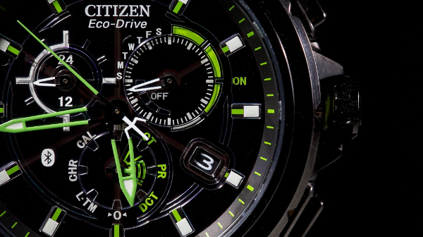 Image of the CITIZEN Eco-Drive Proximity W760. Image credit: SBNATION.com