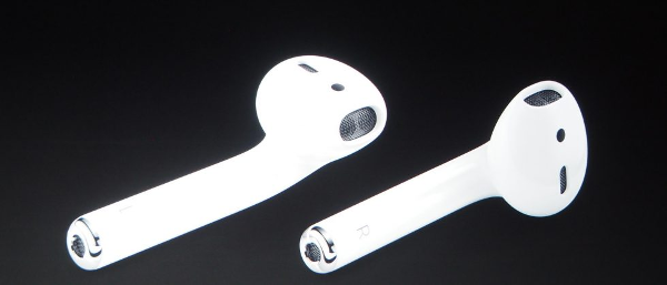 Apple AirPods